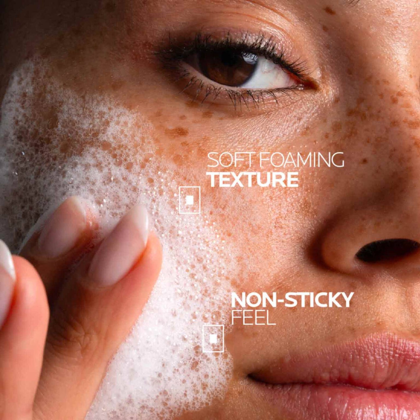 effaclar-supramolecular-oil-and-pores-jelly-cleanser-k9 Supramolecular-Cleanser_D2C-ATF-Texture_1500x1500.jpg